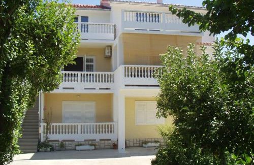 Rab Town Apartment | Apartments Franciska & Tihomir: