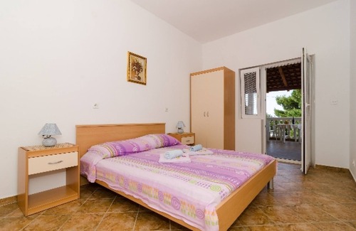Saplunara House | Apartments Franka Saplunara-Double Room with Terrace and Sea View