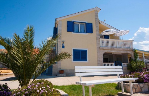Krapanj House | Apartments Grivičić