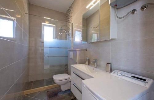 Brasina Apartment | Apartments Grljevi - One Bedroom Apartment with Balcony and Sea View A4