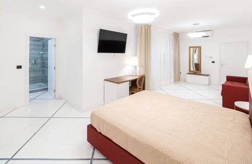 Chiaia Hotel | Apartments Hotel Real Suite