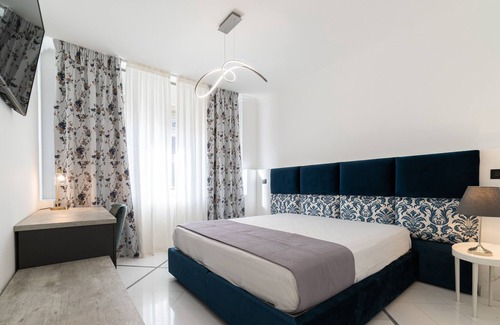 Chiaia Hotel | Apartments Hotel Real Suite