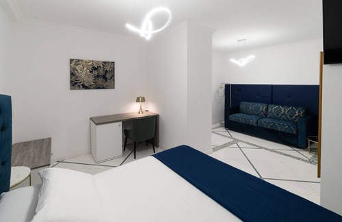 Chiaia Hotel | Apartments Hotel Real Suite