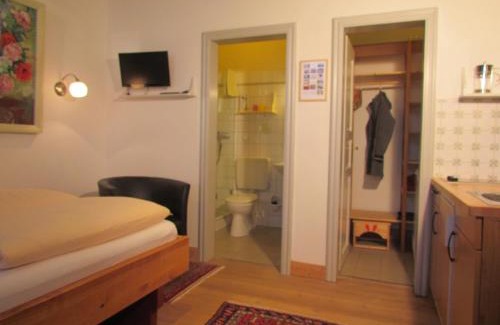 Friedrichstadt House | Apartments im Froschhaus mit Frühstücksküchen