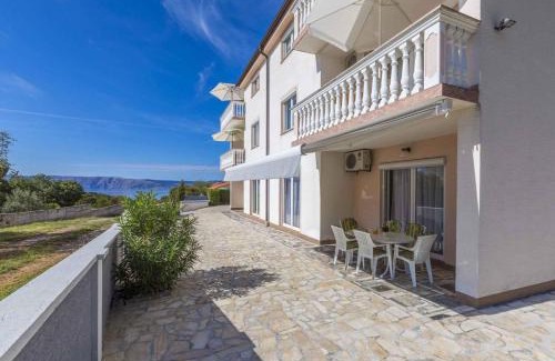 Povile Apartment | Apartments in Povile 39116