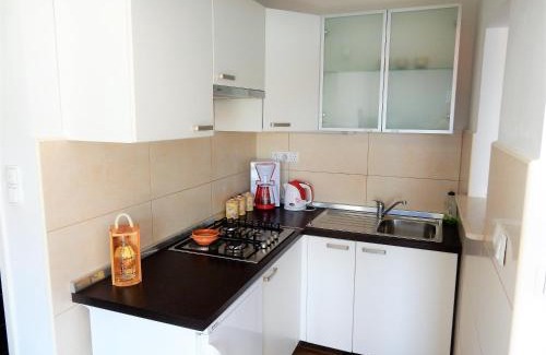 Loviste Apartment | Apartments Indira