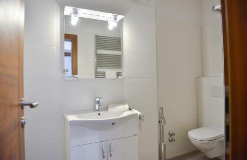 Mareo Apartment | Apartments Mupan