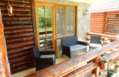 Strmosten Bed & Breakfast | Apartments Izvor Lisine