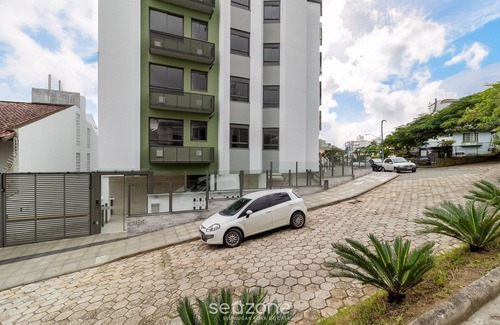 Carvoeira Apartment | Apartments Just a few Minutes From Ufsc, Condo With Laundry Facilities