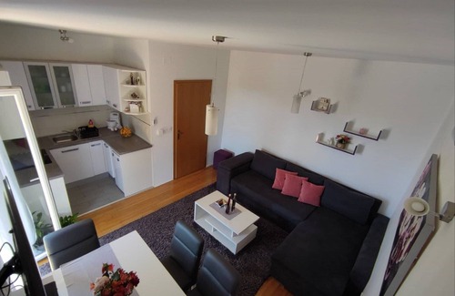 Banici Apartment | Apartments Kola - Two Bedroom Apartment with Terrace and Sea View (1)