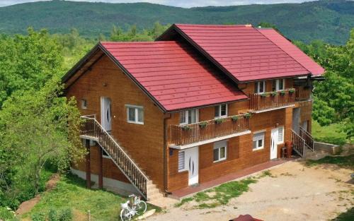 Rakovica Apartment | Apartments Laura