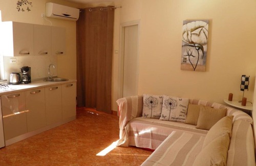 Bogovici House | Apartments Lea with pool