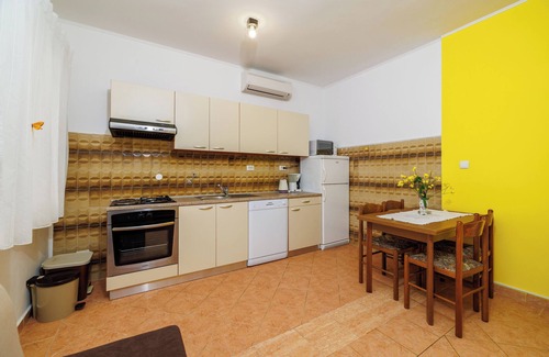 Kampor Apartment | Apartments Ljubica (68671-A1) - Kampor - island Rab