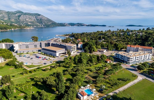 Srebreno Apartment | Apartments Mali Paradiso - Studio Apartment with Pool View