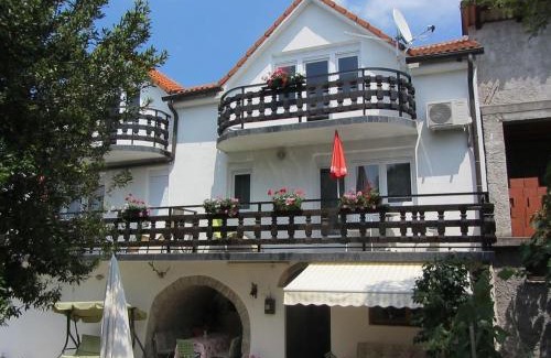 Marsici House | Apartments Marijana