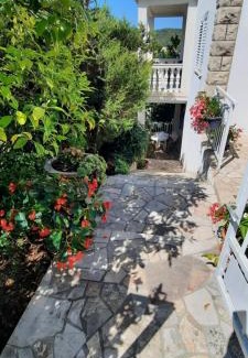 Zavalatica Apartment | Apartments Marijana