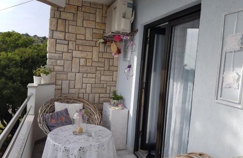 Sibinj Krmpotski Apartment | Apartments Marintino