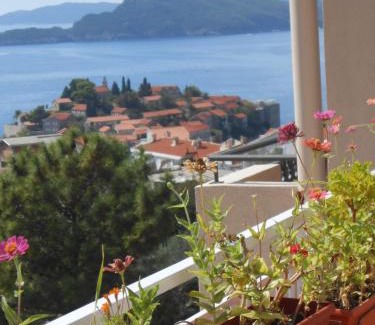 Sveti Stefan Apartment | Apartments Marina