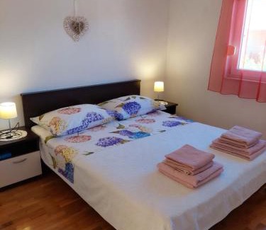 Sevid Apartment | Apartments MARKO-Sevid-20m from the beach