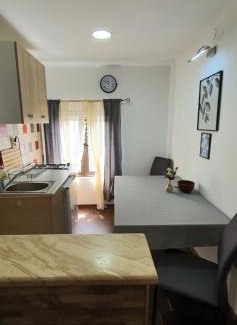 Lepetane Apartment | Apartments MaXhit