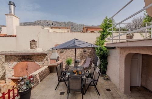 Ribarica Apartment | Apartments Mil (111871-A1) - Karlobag