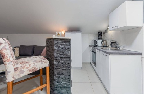 Ribarica Apartment | Apartments Mil (111871-A2) - Karlobag