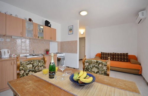 Tribunj Apartment | Apartments Mila