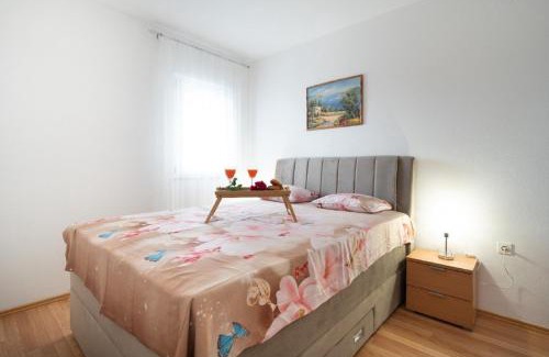 Gornji Karin House | Apartments Milic