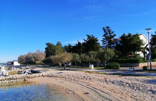 Vrsi Apartment | Apartments "Mulo" beachfront