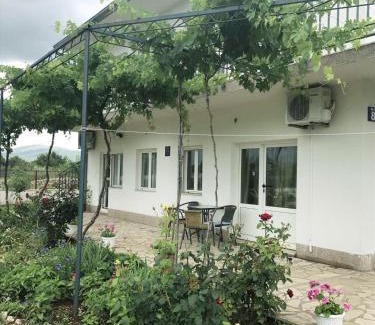 Lozovac Apartment | Apartments Nena