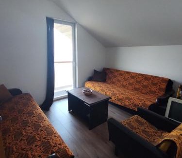 Karuc Bed & Breakfast | Apartments Nikola