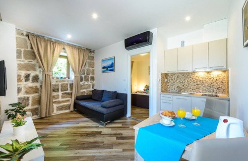Cavtat Old Town Apartment | Apartments None & Nono