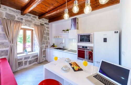 Cavtat Old Town Apartment | Apartments None & Nono