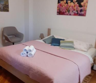 Gulici House | Apartments Novacic