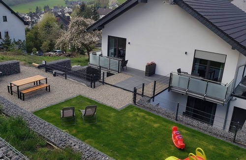 Volkesfeld Apartment | Apartments on the Aeppelsberg (Nettetal view)