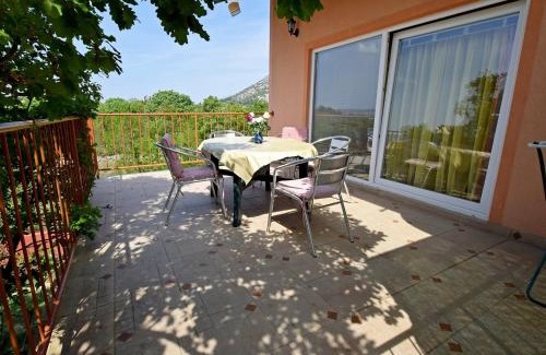 Starigrad Apartment | Apartments Pinka