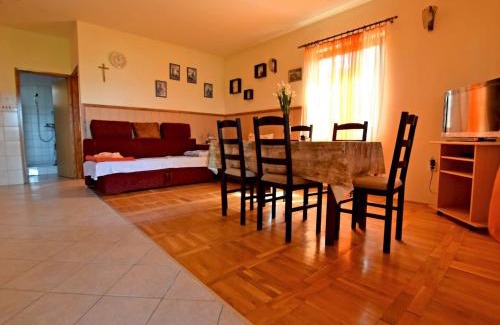 Starigrad Apartment | Apartments Pinka