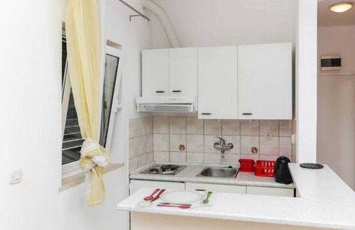 Saplunara Apartment | Apartments Posta - Comfort Studio with Balcony and Sea View - Apartman 1
