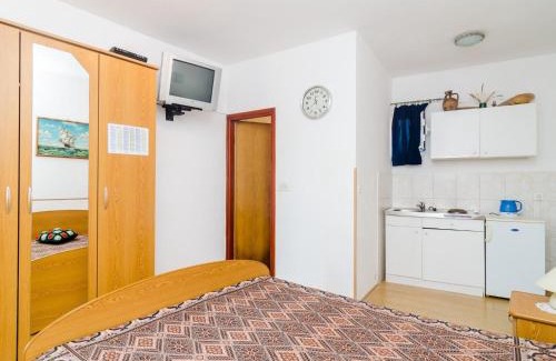 Molunat Apartment | Apartments Ra ica Molunat - Standard Studio