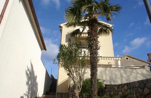 Porat Apartment | Apartments Robert