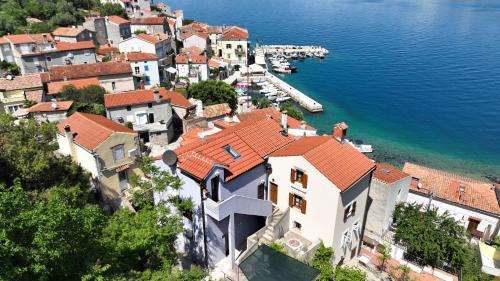Valun House | Apartments & Room Toni