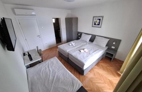 Neum House | Apartments & rooms Leon