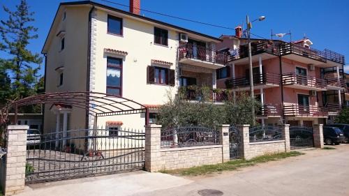 Murine Apartment | Apartments Ruža