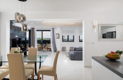 Sisan Apartment | Apartments Sara II