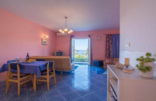 Molunat Apartment | Apartments Saulan - One Bedroom Apartment with Balcony and Sea View Molunat