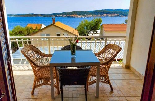 Kuciste Apartment | Apartments Tatjana