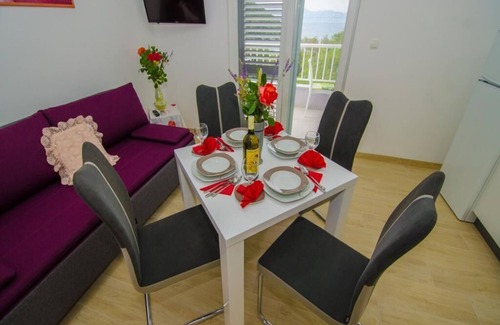 Orebic Apartment | Apartments Vesela - One Bedroom Apartment with Balcony and Sea View