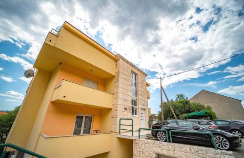 Gradac Apartment | Apartments Vesna