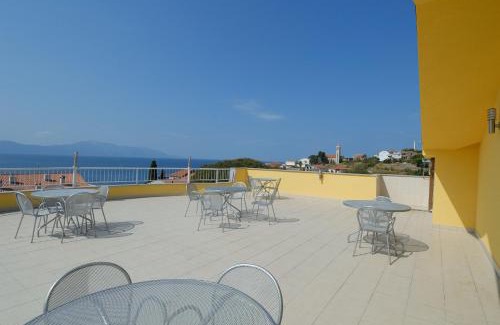 Gradac Apartment | Apartments Vesna