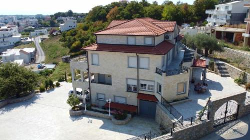 Ulcinj Bed & Breakfast | Apartments Villa Bari